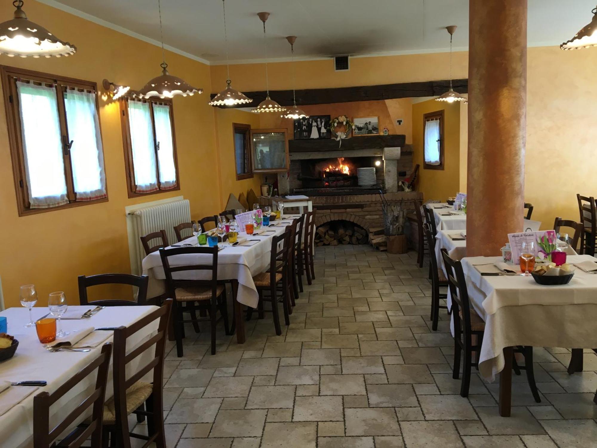 Agriturismo Il Bosco Camere 维托里奥·威尼托 外观 照片